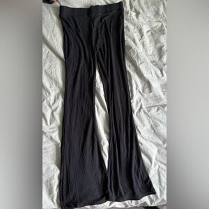 Buffbunny ribbed booty pant